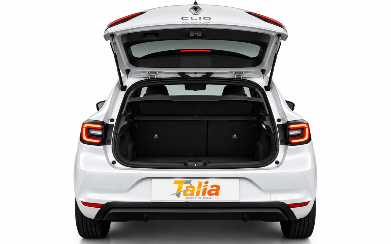 Renault Clio Antalya arka görünüm
