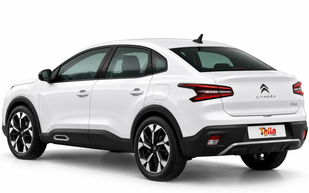 Citroen C4 X arka yan görünüm